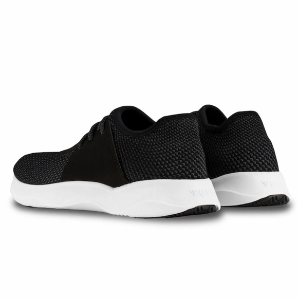 Vessi womens everyday sneaker in midnight black - Picture 4 of 8